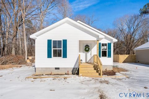 Tiny photo for 1100 Patrick St, Petersburg, VA 23803 (MLS # 2603021)