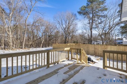 Tiny photo for 1100 Patrick St, Petersburg, VA 23803 (MLS # 2603021)