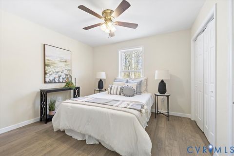 Tiny photo for 1100 Patrick St, Petersburg, VA 23803 (MLS # 2603021)