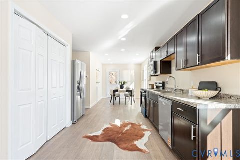 Tiny photo for 1100 Patrick St, Petersburg, VA 23803 (MLS # 2603021)