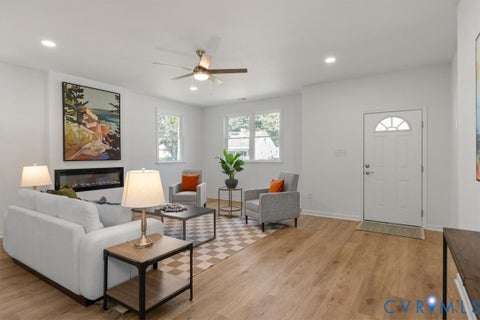 Tiny photo for 830 Rome Street, Petersburg, VA 23803 (MLS # 2624093)