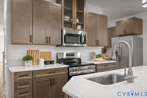 Tiny photo for 830 Rome Street, Petersburg, VA 23803 (MLS # 2624093)