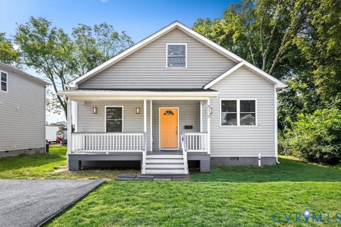 Photo of 830 Rome Street, Petersburg, VA 23803 (MLS # 2624093)