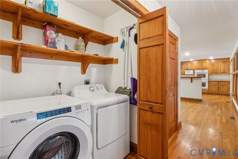 Tiny photo for 542 Ampthill Road, Cartersville, VA 23027 (MLS # 2527831)