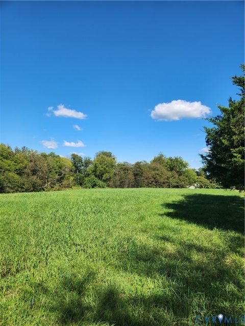 Tiny photo for 542 Ampthill Road, Cartersville, VA 23027 (MLS # 2527831)