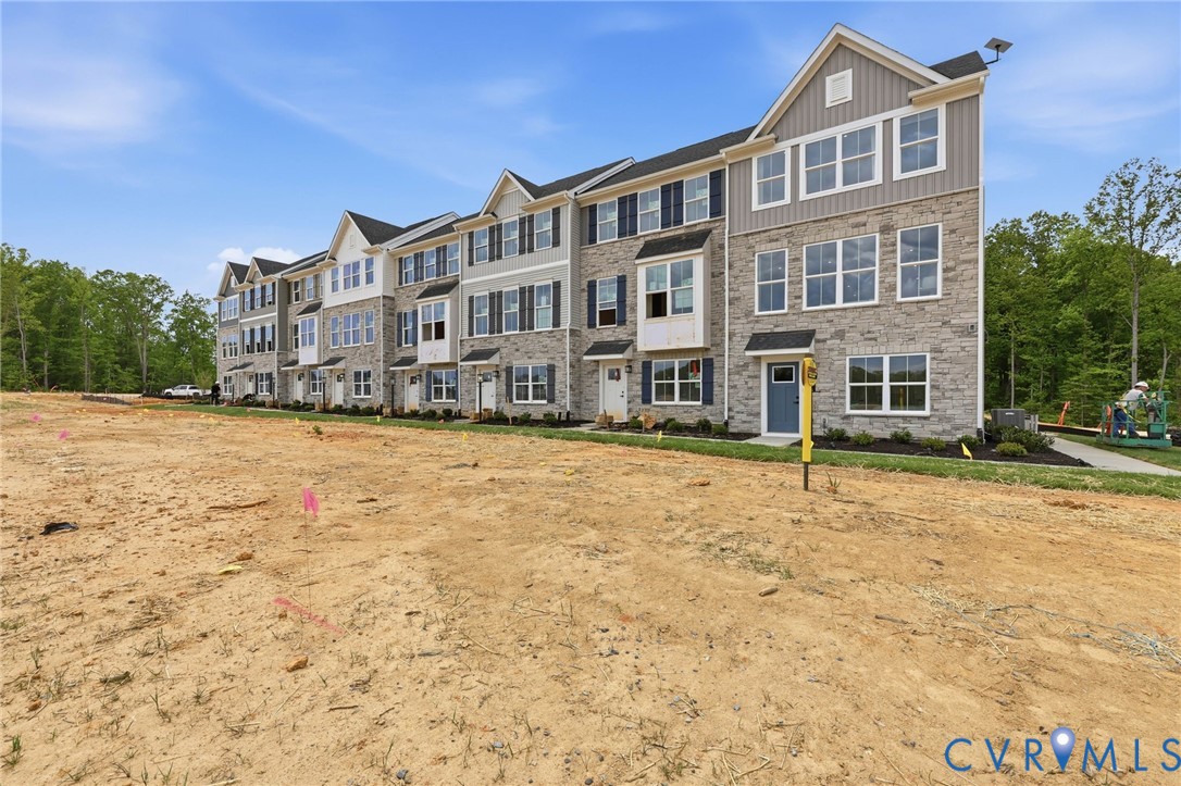 4632 Seamair Place