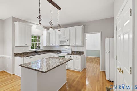 Tiny photo for 6000 Fox Grove Place, Midlothian, VA 23112 (MLS # 2622711)