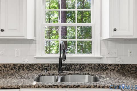 Tiny photo for 6000 Fox Grove Place, Midlothian, VA 23112 (MLS # 2622711)