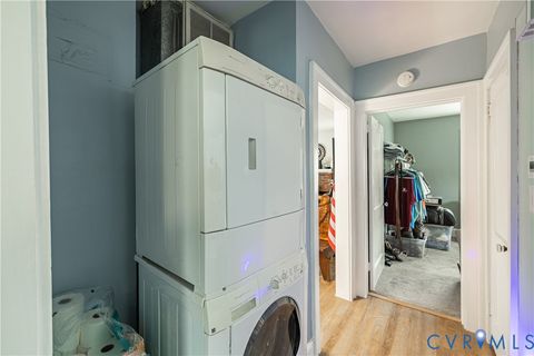 Tiny photo for 911 Floral Avenue, Colonial Heights, VA 23834 (MLS # 2605276)