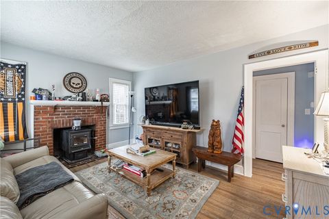 Tiny photo for 911 Floral Avenue, Colonial Heights, VA 23834 (MLS # 2605276)