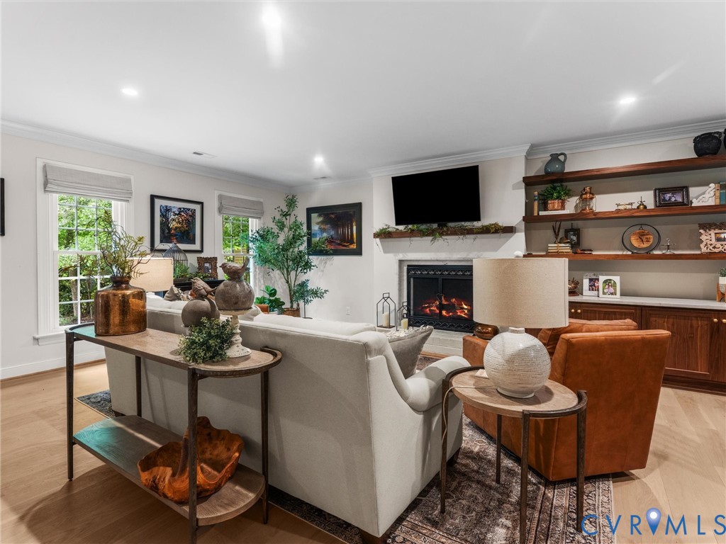 6002 Harbourwood Court