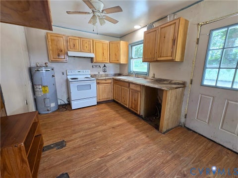 Tiny photo for 2159 Glenmore Road, Scottsville, VA 24590 (MLS # 2623541)