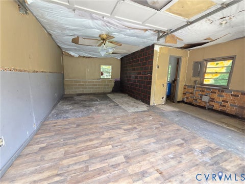 Tiny photo for 2159 Glenmore Road, Scottsville, VA 24590 (MLS # 2623541)