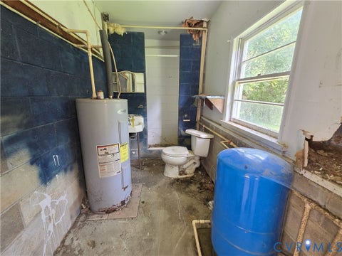 Tiny photo for 2159 Glenmore Road, Scottsville, VA 24590 (MLS # 2623541)