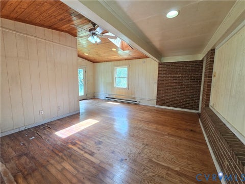 Tiny photo for 2159 Glenmore Road, Scottsville, VA 24590 (MLS # 2623541)