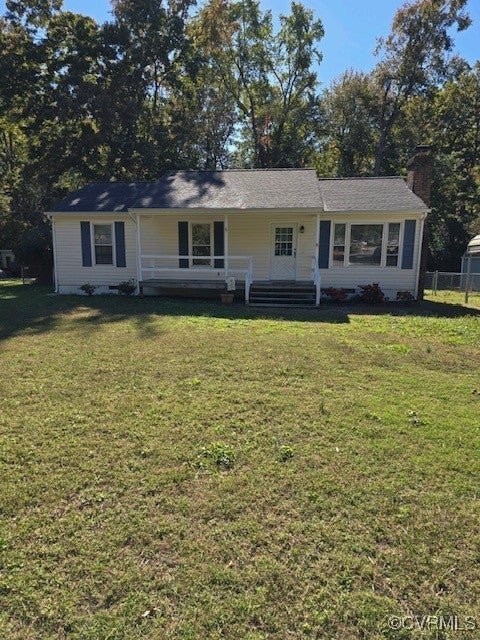 Photo 1 of 34 — 6231 Huntingcreek Drive, North Chesterfield, VA 23237
