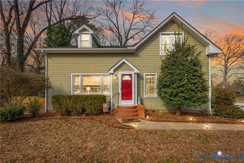Photo of 300 Thompson Avenue, West Point, VA 23181 (MLS # 2600335)