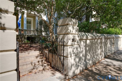 Tiny photo for 212 W Franklin Street #U204, Richmond, VA 23220 (MLS # 2624049)
