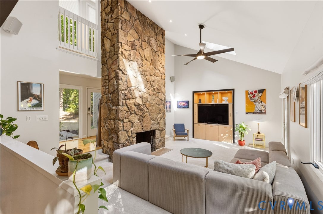 4204 Hickory Nut Place