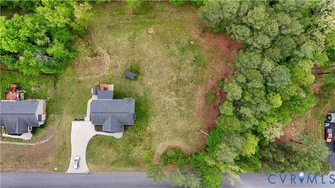 Photo of 0 Thomas Circle, Farmville, VA 23901 (MLS # 2610487)