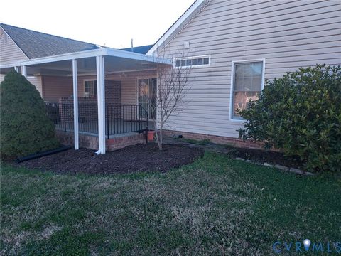 Tiny photo for 406 Stone Hearth Court, Hopewell, VA 23860 (MLS # 2606401)