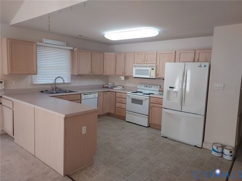 Tiny photo for 406 Stone Hearth Court, Hopewell, VA 23860 (MLS # 2606401)