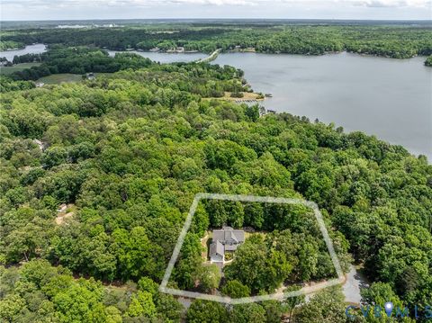 Tiny photo for 381 Shorewood Drive, Louisa, VA 23117 (MLS # 2612689)