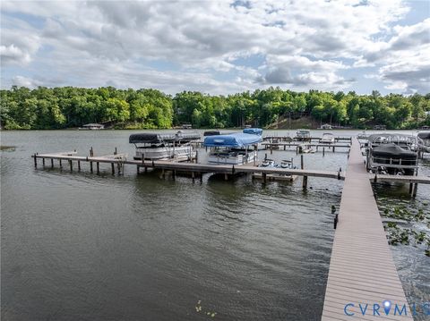 Tiny photo for 381 Shorewood Drive, Louisa, VA 23117 (MLS # 2612689)