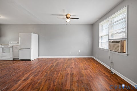 Tiny photo for 1526-1528 Lincoln Street, Petersburg, VA 23803 (MLS # 2617205)