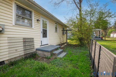 Tiny photo for 1526-1528 Lincoln Street, Petersburg, VA 23803 (MLS # 2617205)