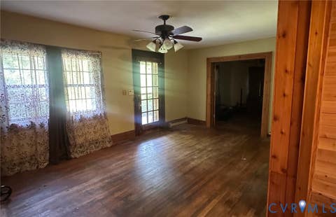 Tiny photo for 1522 Dinwiddie Avenue, Hopewell, VA 23860 (MLS # 2620802)