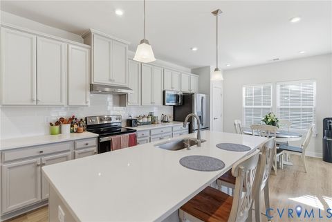 Tiny photo for 7672 Autumn Leaves Lane, New Kent, VA 23124 (MLS # 2531250)