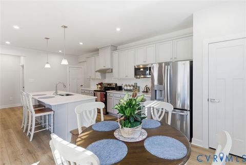 Tiny photo for 7672 Autumn Leaves Lane, New Kent, VA 23124 (MLS # 2531250)