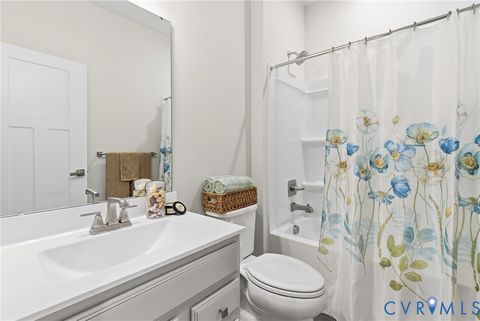 Tiny photo for 7672 Autumn Leaves Lane, New Kent, VA 23124 (MLS # 2531250)