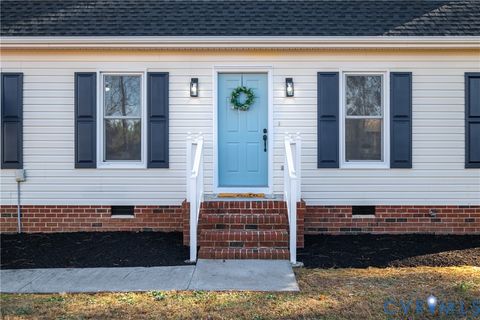 Tiny photo for 15101 Loving Union Road, Disputanta, VA 23842 (MLS # 2529032)