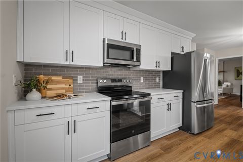 Tiny photo for 15101 Loving Union Road, Disputanta, VA 23842 (MLS # 2529032)