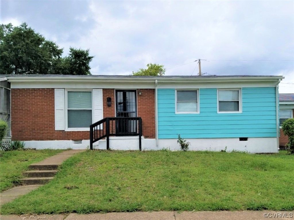 Photo for 1002 N Harrison Street, Richmond, VA 23220 (MLS # 2311110)