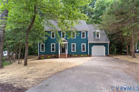 Photo of 1413 Walton Bluff Terrace, Midlothian, VA 23114 (MLS # 2615675)