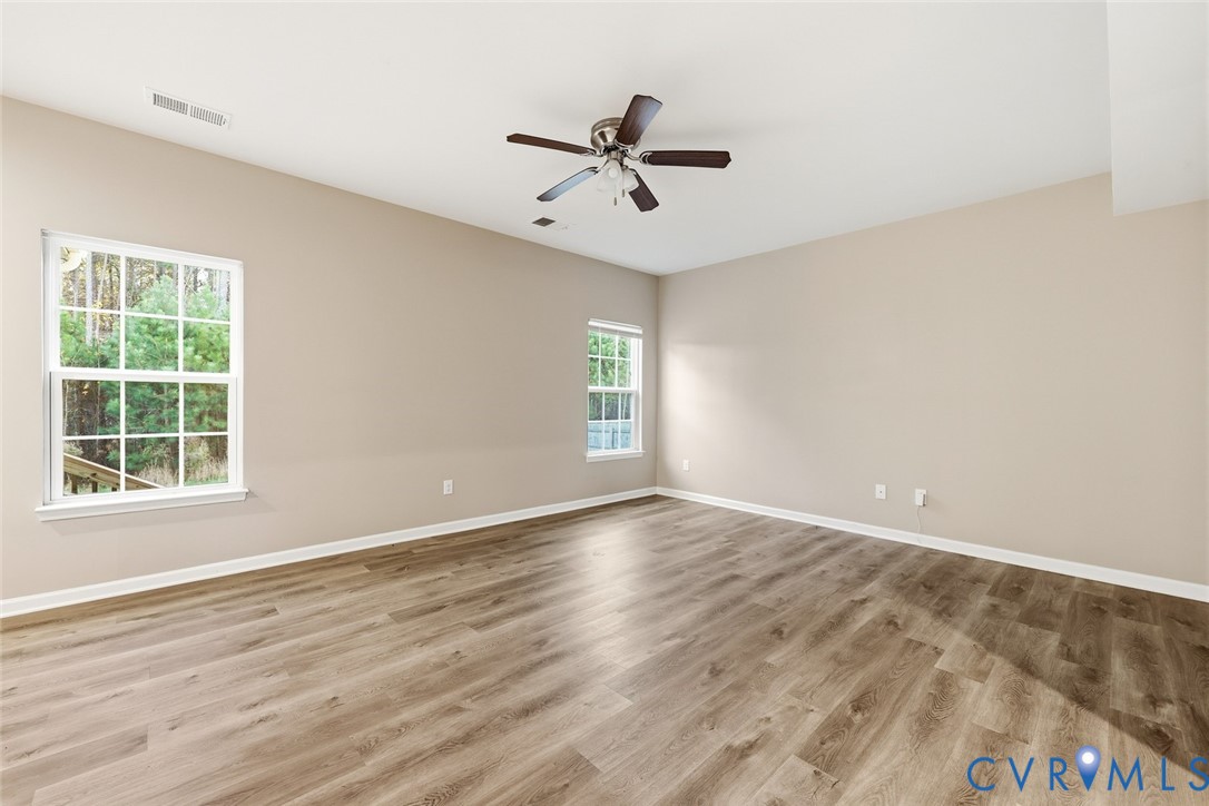 5860 Heathers Crossing Drive