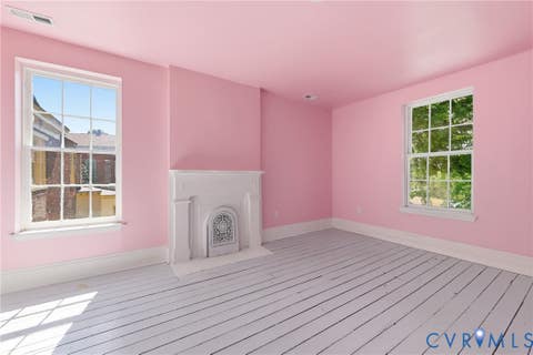 Tiny photo for 555 High Street, Petersburg, VA 23803 (MLS # 2616704)