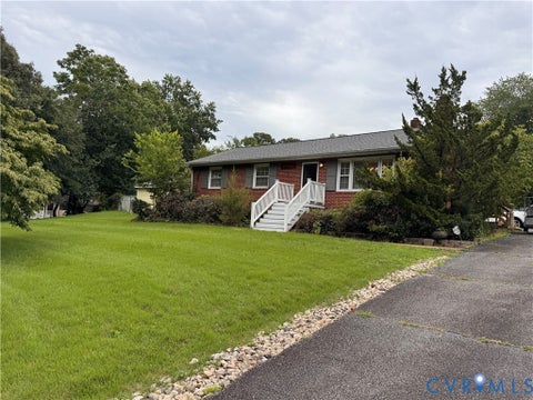 Photo of 7146 Creighton Road, Mechanicsville, VA 23111 (MLS # 2620506)