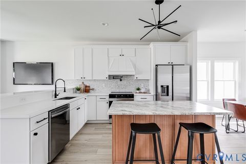 Tiny photo for 608 Akron Street, Richmond, VA 23222 (MLS # 2529075)