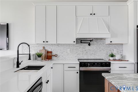 Tiny photo for 608 Akron Street, Richmond, VA 23222 (MLS # 2529075)