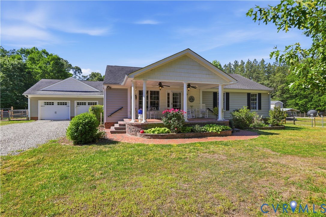 4005 W Chapel Drive