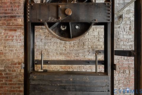 Tiny photo for 101 W Marshall Street #U49, Richmond, VA 23220 (MLS # 2607786)