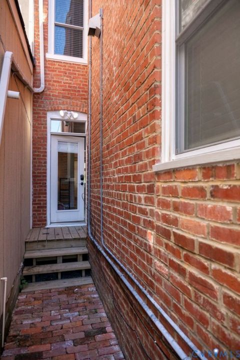 Tiny photo for 1611 Floyd Avenue, Richmond, VA 23220 (MLS # 2612807)
