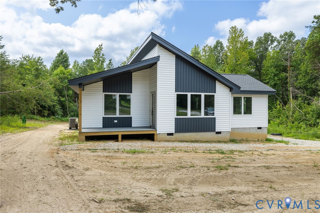 5059 River Road West
