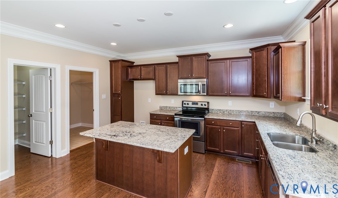 1760 Mountain Road
