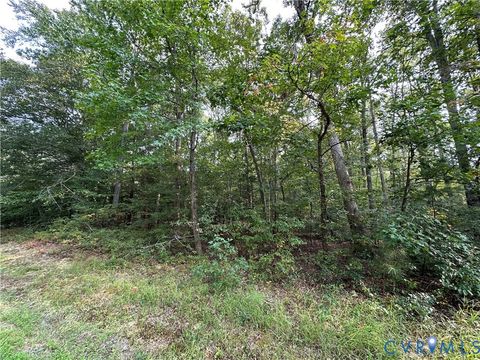 Tiny photo for 201 Yorktown Drive, Ruther Glen, VA 22546 (MLS # 2525128)