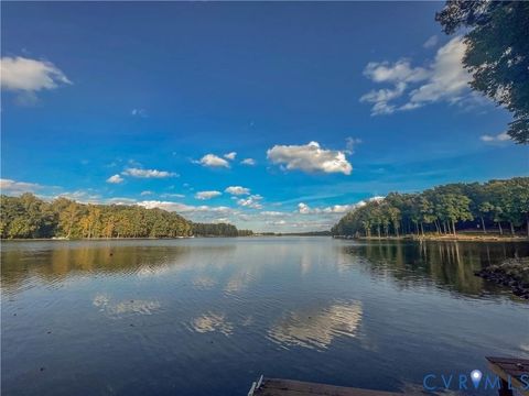 Tiny photo for 201 Yorktown Drive, Ruther Glen, VA 22546 (MLS # 2525128)